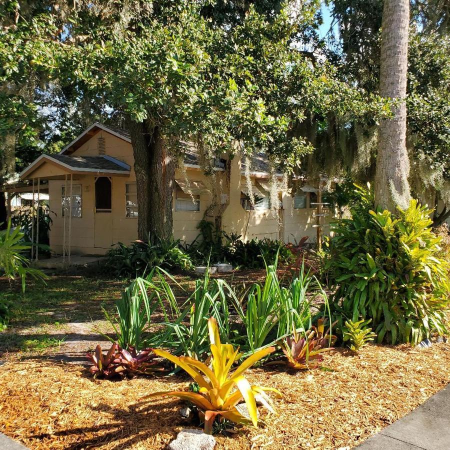 1 Beige Cozy Bungalow Or 1 White Cozy Efficiency Cottage In Titusville Luaran gambar