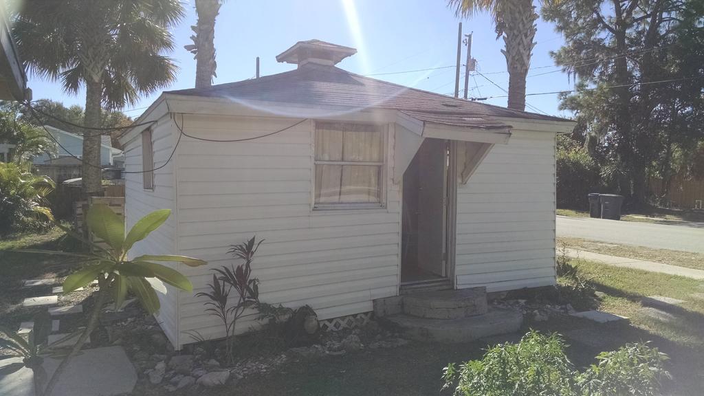 1 Beige Cozy Bungalow Or 1 White Cozy Efficiency Cottage In Titusville Luaran gambar