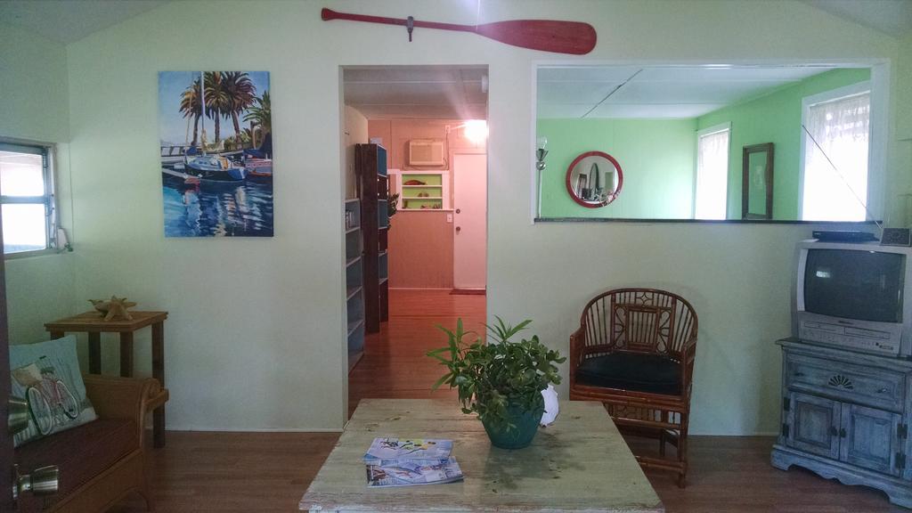 1 Beige Cozy Bungalow Or 1 White Cozy Efficiency Cottage In Titusville Luaran gambar