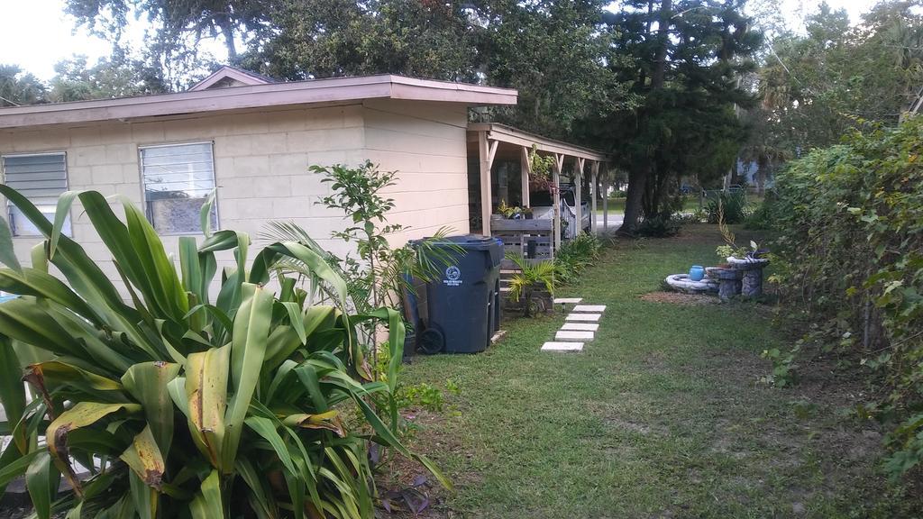 1 Beige Cozy Bungalow Or 1 White Cozy Efficiency Cottage In Titusville Luaran gambar
