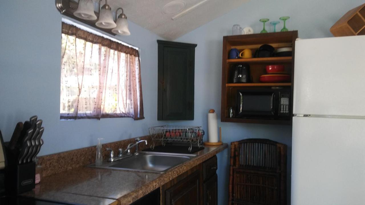 1 Beige Cozy Bungalow Or 1 White Cozy Efficiency Cottage In Titusville Luaran gambar