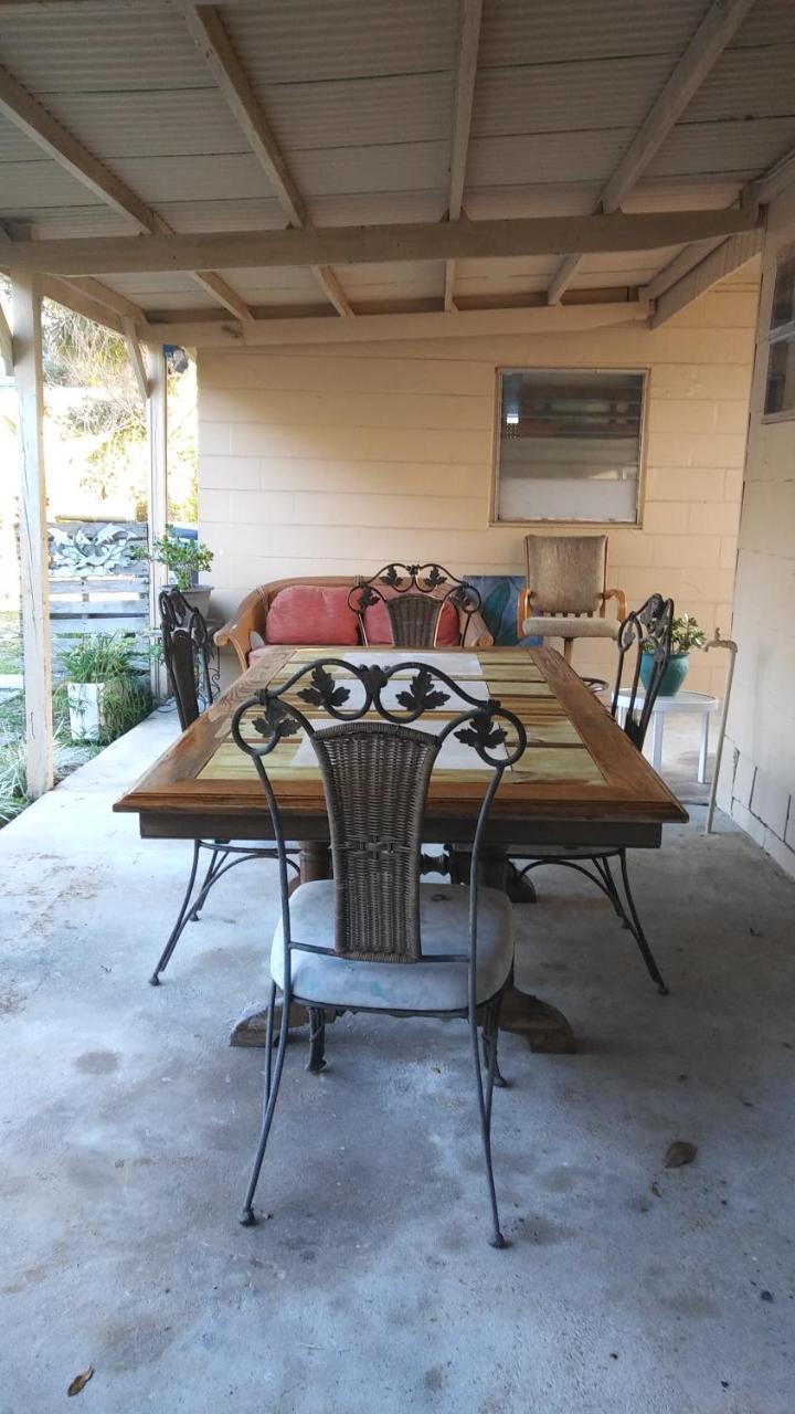 1 Beige Cozy Bungalow Or 1 White Cozy Efficiency Cottage In Titusville Luaran gambar