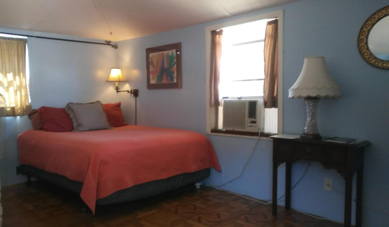 1 Beige Cozy Bungalow Or 1 White Cozy Efficiency Cottage In Titusville Luaran gambar